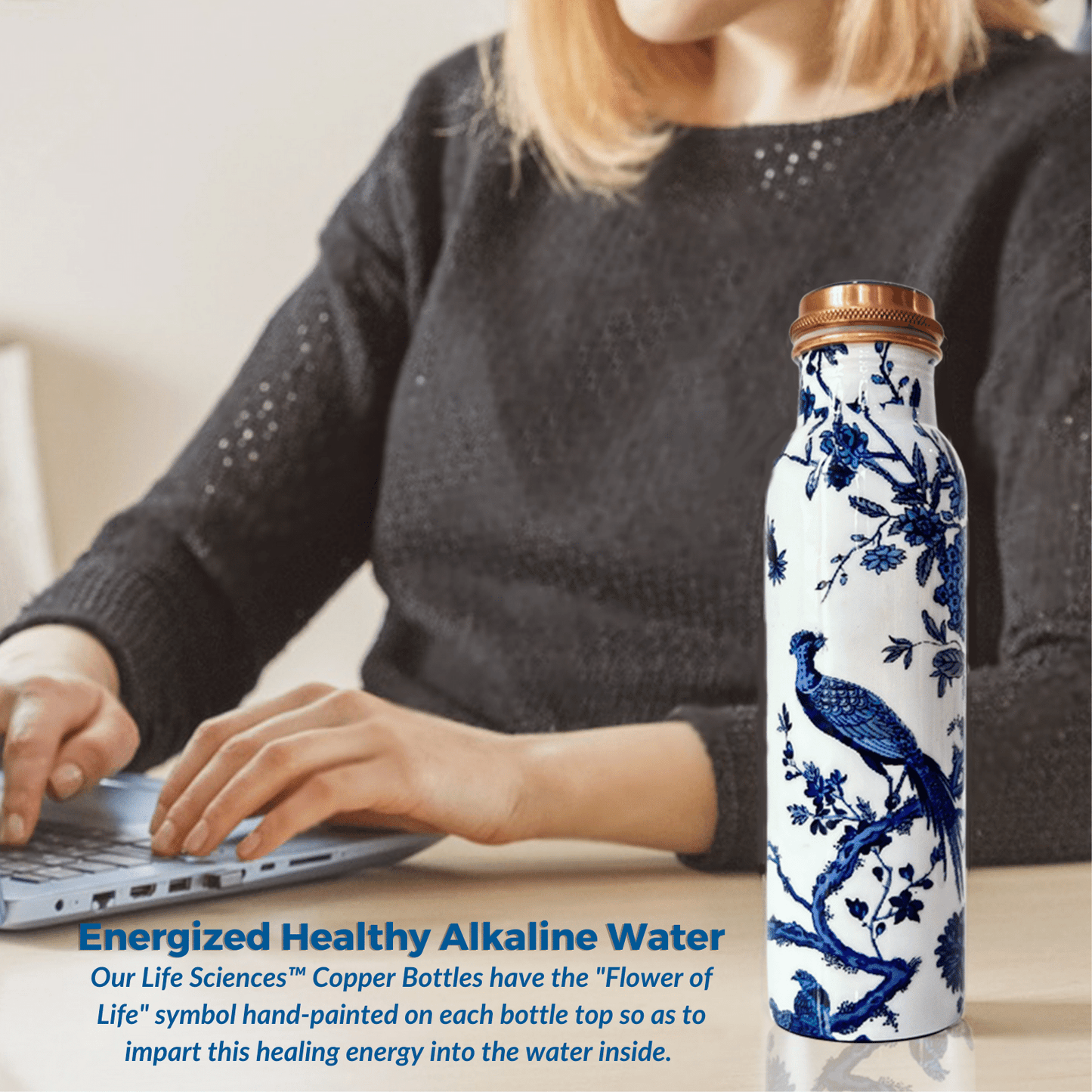 950mL Pure Copper Bottle - Blue and White Color Peacock Design